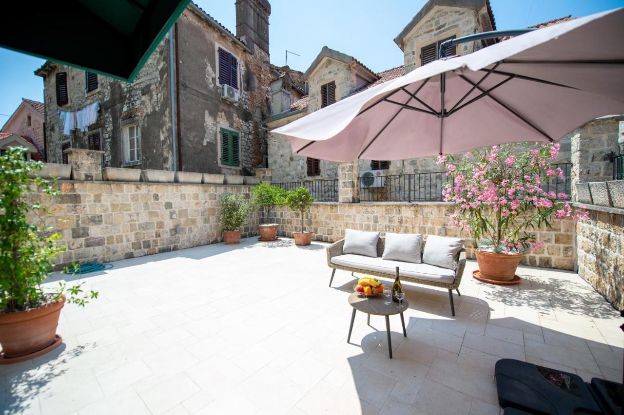 Katareo Apartments Kotor Eksteriør bilde