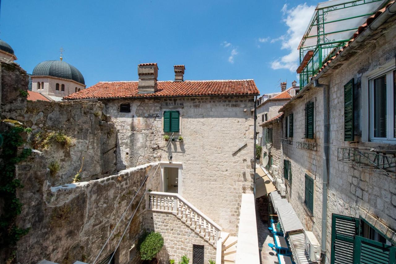 Katareo Apartments Kotor Eksteriør bilde
